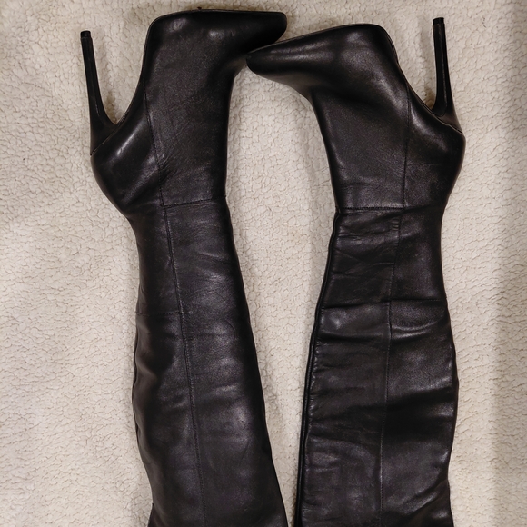 Steve Madden Women’s Black Over-the-Knee Stiletto Boots - Picture 2 of 9